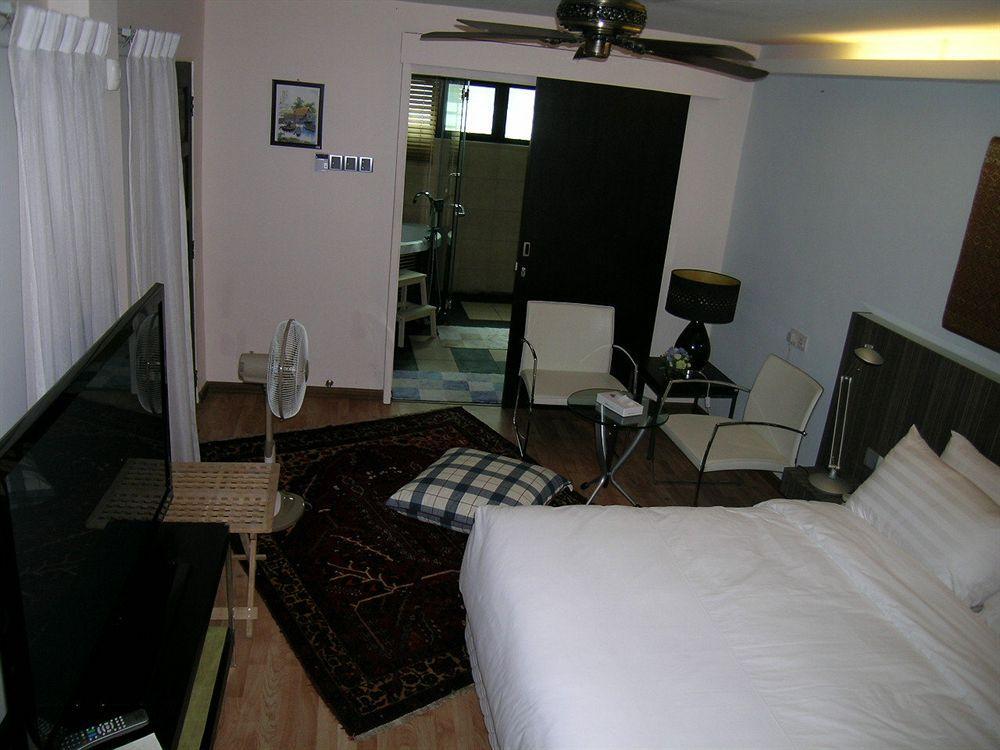 The Boutique Residence Hotel George Town Exterior photo