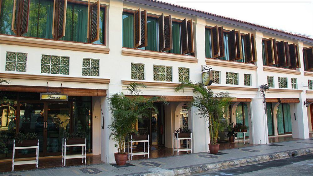 The Boutique Residence Hotel George Town Exterior photo